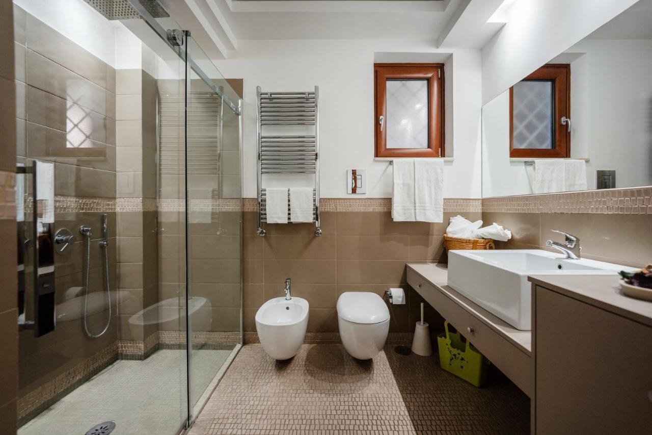 Napoli Charming Apartments Vomero "Fashion And Glamour" エクステリア 写真