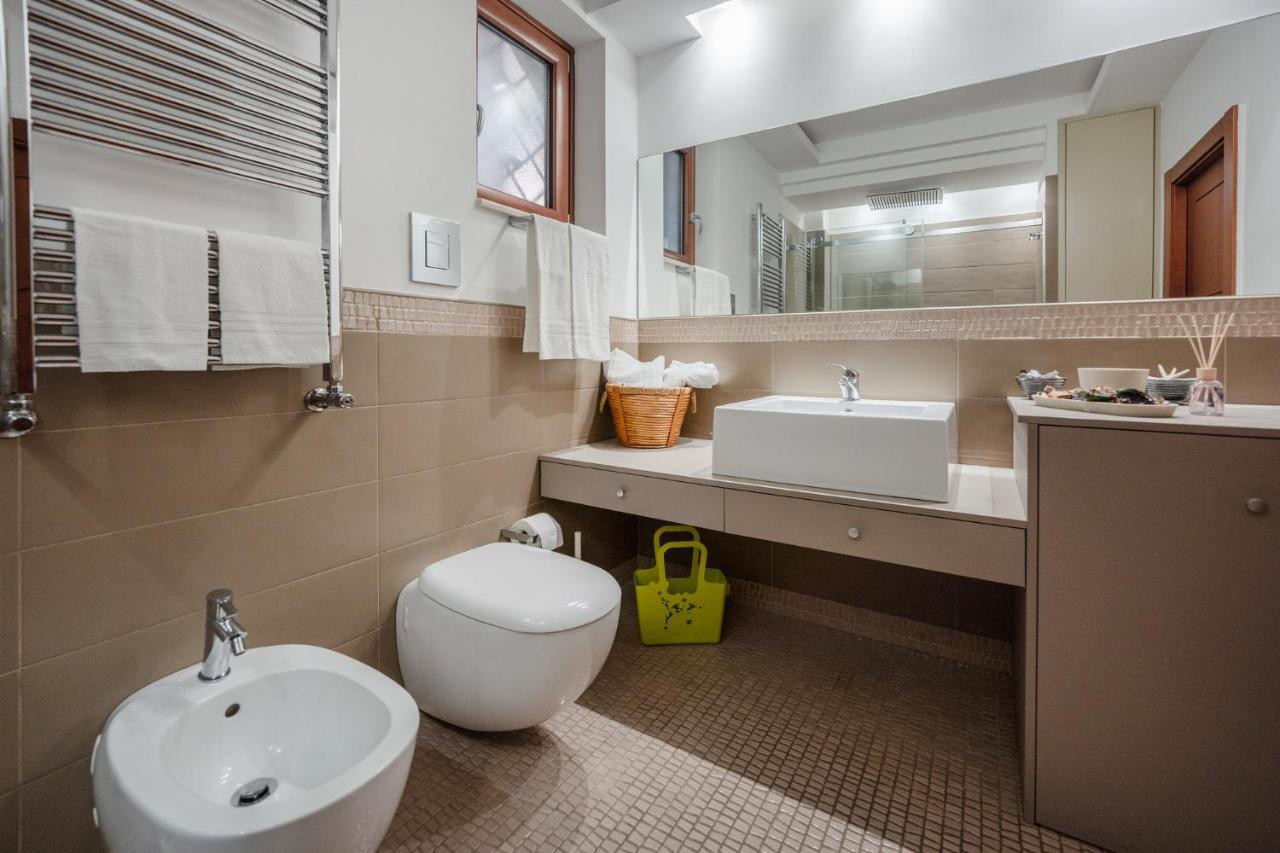 Napoli Charming Apartments Vomero "Fashion And Glamour" エクステリア 写真